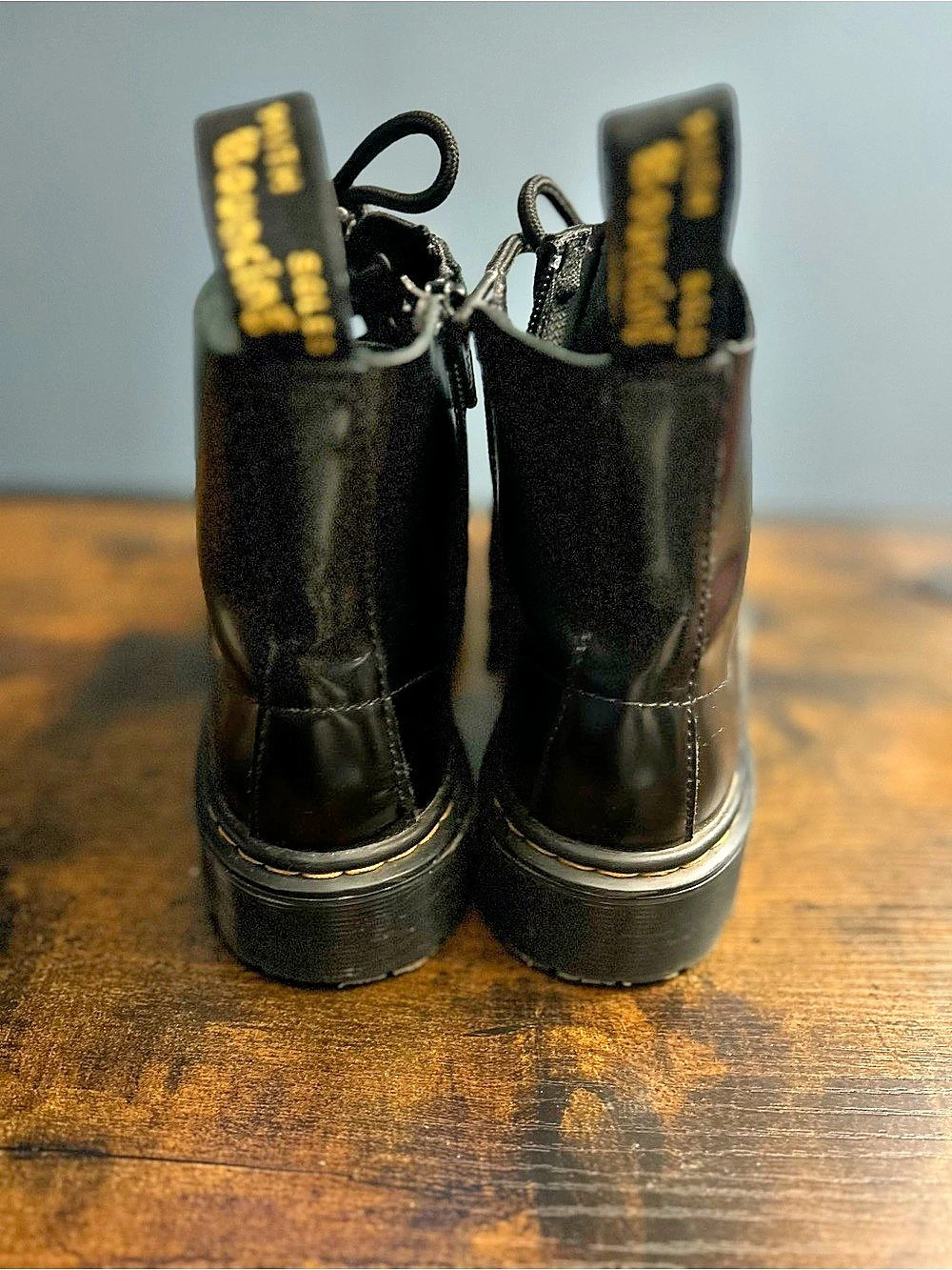 Dr. Martens girls size 3 - Picture 4 of 4